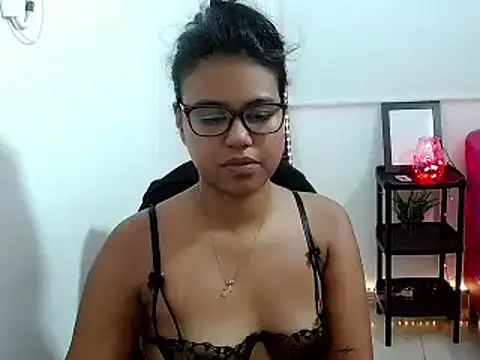 Snapshot of Shawnycarson chatting on May 25, 6:14 pm Shawnycarson online show from May 25, 6:14 pm