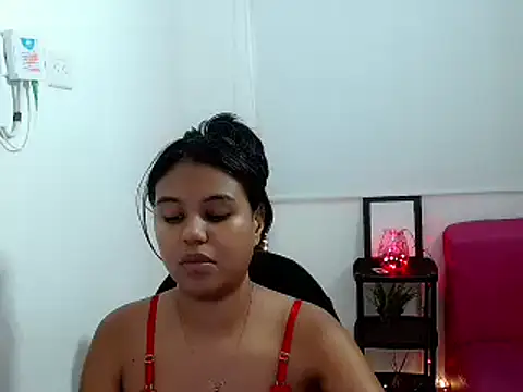 Snapshot of Shawnycarson chatting on June 3, 6:02 pm Shawnycarson online show from June 3, 6:02 pm