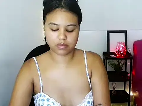 Snapshot of Shawnycarson chatting on July 10, 6:10 pm Shawnycarson online show from July 10, 6:10 pm