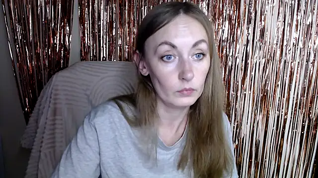 Snapshot of LiaSeass_ chatting on July 26, 12:23 pm LiaSeass online show from July 26, 12:23 pm