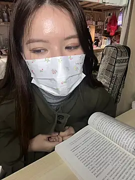 Momochen8839 online show from March 1, 10:28 am