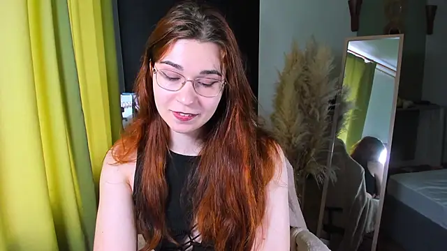 Snapshot of Ann_Couette chatting on July 23, 12:58 pm Ann Couette online show from July 23, 12:58 pm