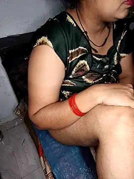 Snapshot of Desi_bhabhi299 chatting on April 28, 5:29 pm Desi bhabhi299 online show from April 28, 5:29 pm