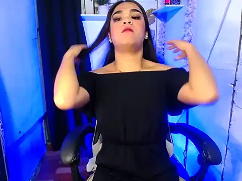 stripyapril online show from April 27, 12:58 pm