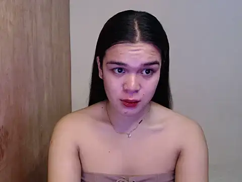 Snapshot of stripyapril chatting on June 29, 11:43 am stripyapril online show from June 29, 11:43 am