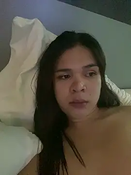 Snapshot of stripyapril chatting on July 16, 3:45 am stripyapril online show from July 16, 3:45 am