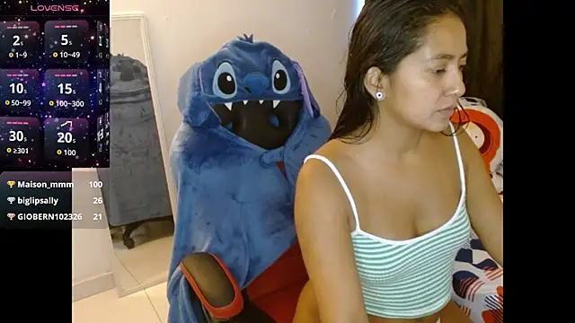 Snapshot of NovahPerotti chatting on March 25, 10:49 pm NovahPerotti online show from March 25, 10:49 pm