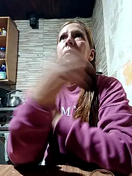 cari75 online show from April 9, 6:46 pm