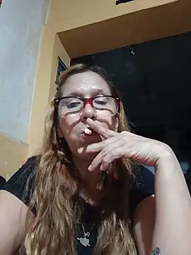 Snapshot of cari75 chatting on May 6, 8:19 am cari75 online show from May 6, 8:19 am