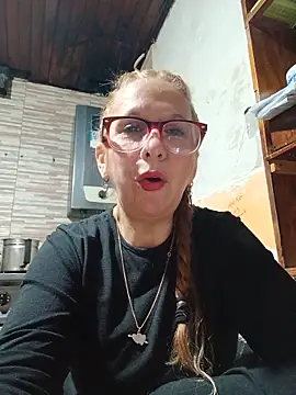 Snapshot of cari75 chatting on May 16, 5:23 pm cari75 online show from May 16, 5:23 pm