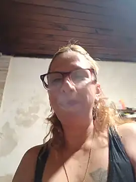 Snapshot of cari75 chatting on June 3, 7:22 am cari75 online show from June 3, 7:22 am