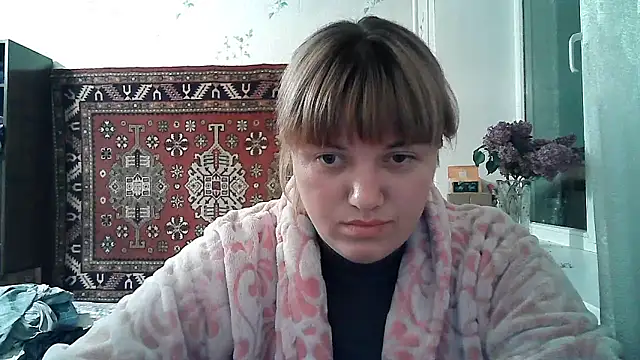 Snapshot of swett_girll chatting on April 26, 10:18 pm swett girll online show from April 26, 10:18 pm