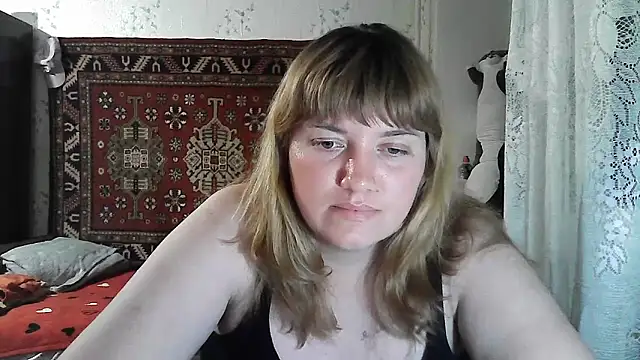 Snapshot of swett_girll chatting on May 20, 8:59 pm swett girll online show from May 20, 8:59 pm