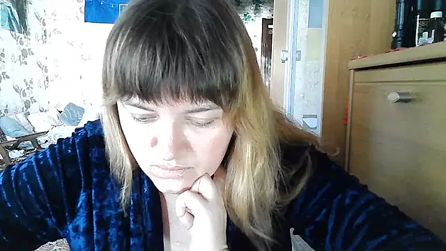 Snapshot of swett_girll chatting on August 4, 7:00 am swett girll online show from August 4, 7:00 am