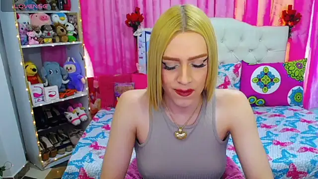 golden girl01 online show from April 14, 6:25 pm