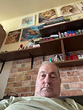 Snapshot of csikar chatting on April 18, 9:02 am csikar online show from April 18, 9:02 am