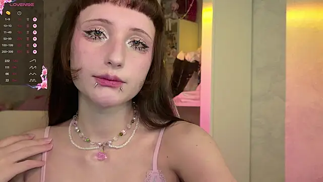 MiraJades online show from March 29, 10:32 pm