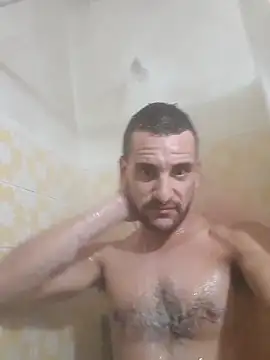 Snapshot of Milfboy2000 chatting on May 13, 12:57 pm Milfboy2000 online show from May 13, 12:57 pm