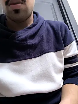 twinkarabboy online show from April 19, 8:00 pm