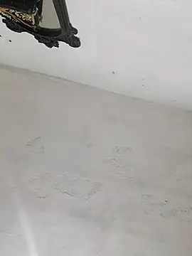 Snapshot of Izacutan chatting on March 25, 4:24 pm Izacutan online show from March 25, 4:24 pm