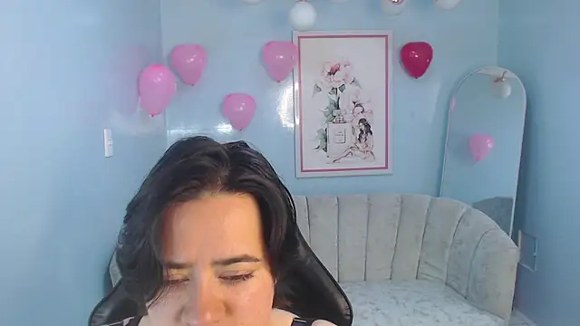 Snapshot of samythomas_t chatting on February 20, 7:36 pm samythomas t online show from February 20, 7:36 pm