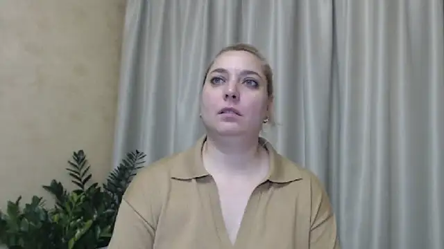 sweetpussy13 online show from December 11, 10:36 am