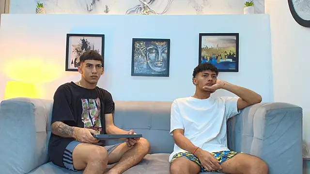 DIAMOND BLACKS online show from February 13, 7:26 am