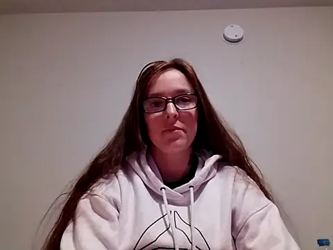 Snapshot of redremmi chatting on December 15, 12:37 am redremmi online show from December 15, 12:37 am