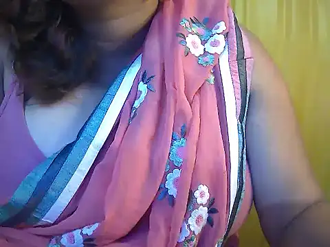 Snapshot of MISTI_KOLK chatting on April 21, 7:58 am MISTI KOLK online show from April 21, 7:58 am