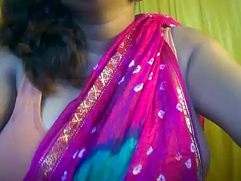 Snapshot of MISTI_KOLK chatting on May 21, 7:26 am MISTI KOLK online show from May 21, 7:26 am