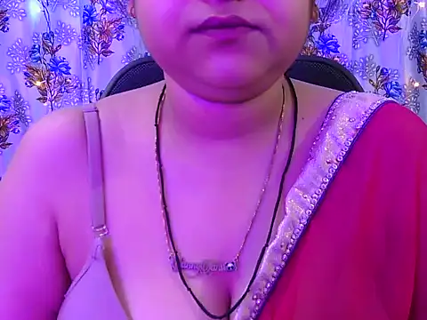 sexy-shikha79 online show from February 10, 5:33 am