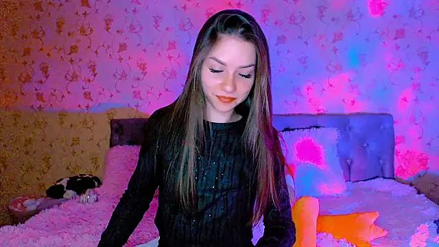 BitterPeach online show from March 11, 8:04 pm