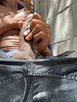 Thirdleg109 online show from February 17, 10:23 am