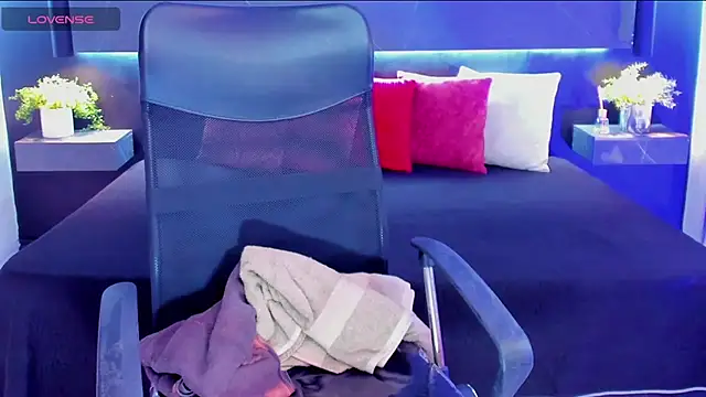 arcangel harris online show from April 8, 7:03 pm