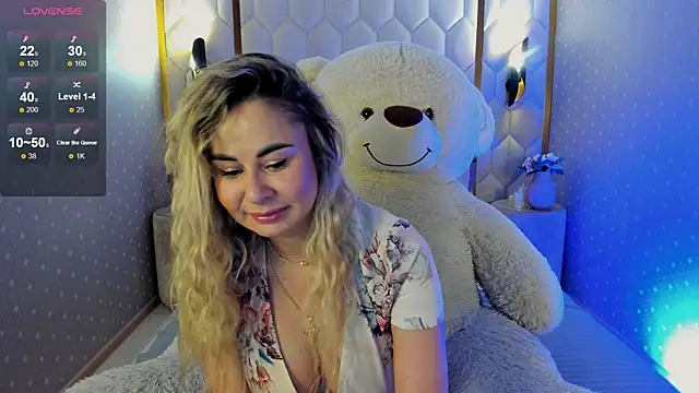 TiffanyThoughts online show from February 17, 7:27 am