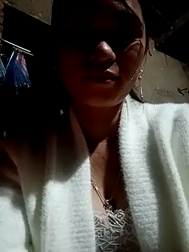 ngaytho004 online show from December 16, 9:53 pm