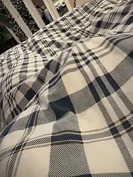 Manu1983el01 online show from April 16, 10:12 pm