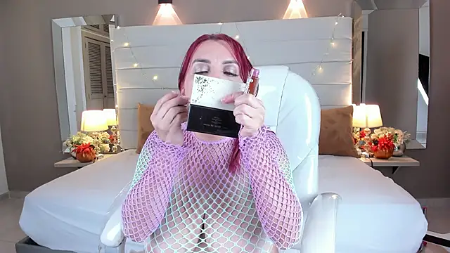 Snapshot of maturexxx_ chatting on October 7, 7:55 pm maturexxx  online show from October 7, 7:55 pm