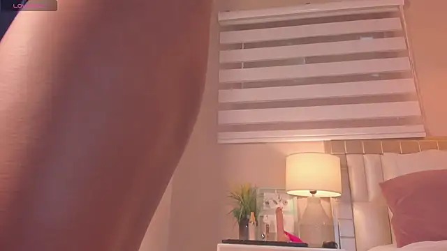  emily  st online show from January 12, 11:48 am