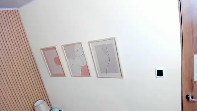 dahianeconnor online show from March 16, 11:36 am