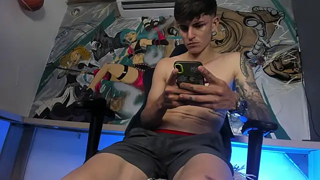 Snapshot of Neill_Lorde chatting on February 9, 8:02 pm Neill Lorde online show from February 9, 8:02 pm