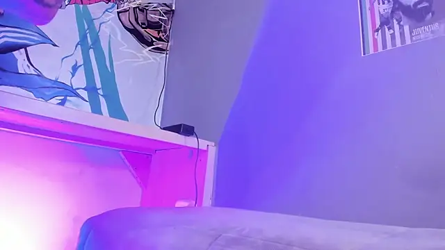 Snapshot of Neill_Lorde chatting on March 1, 5:48 pm Neill Lorde online show from March 1, 5:48 pm