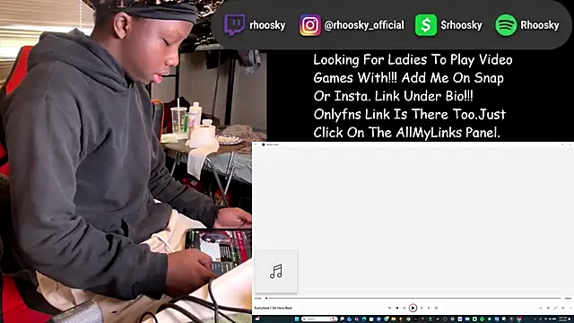 YourLittleBoyfriend online show from January 9, 3:48 pm