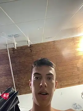 Juan Gomezz26 online show from April 13, 9:53 pm