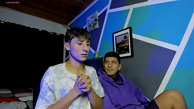 alex stivenn online show from April 18, 4:27 am