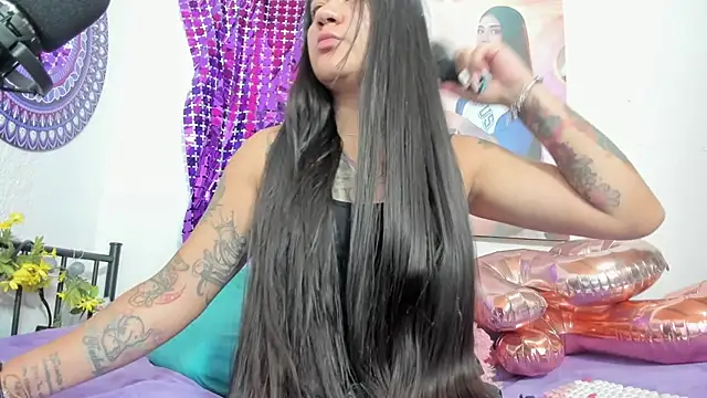 Snapshot of Hanna_moore10 chatting on July 26, 8:16 pm Hanna moore10 online show from July 26, 8:16 pm