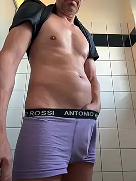 Hottasty online show from June 2, 6:59 am