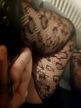 Peanutgirl online show from December 13, 10:04 pm