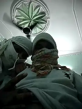 deepak939257 online show from February 6, 8:12 pm