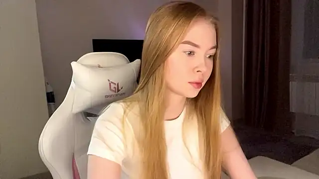 LumiSun online show from March 11, 8:15 pm